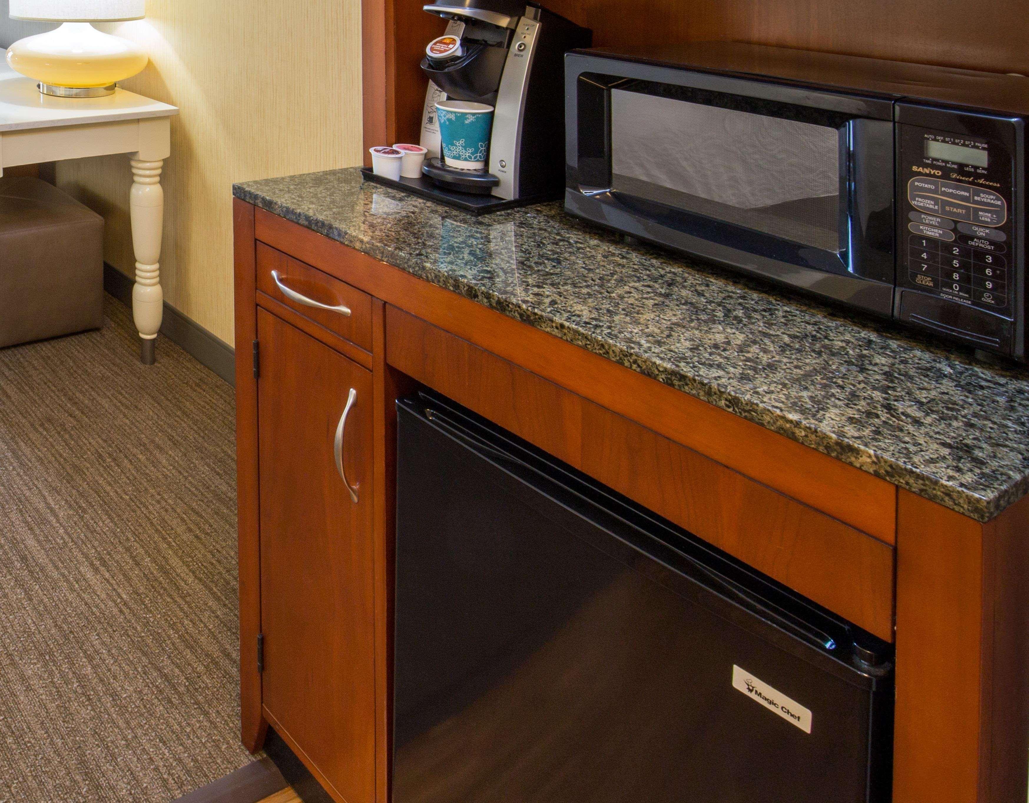 Hilton Garden Inn Folsom Zewnętrze zdjęcie