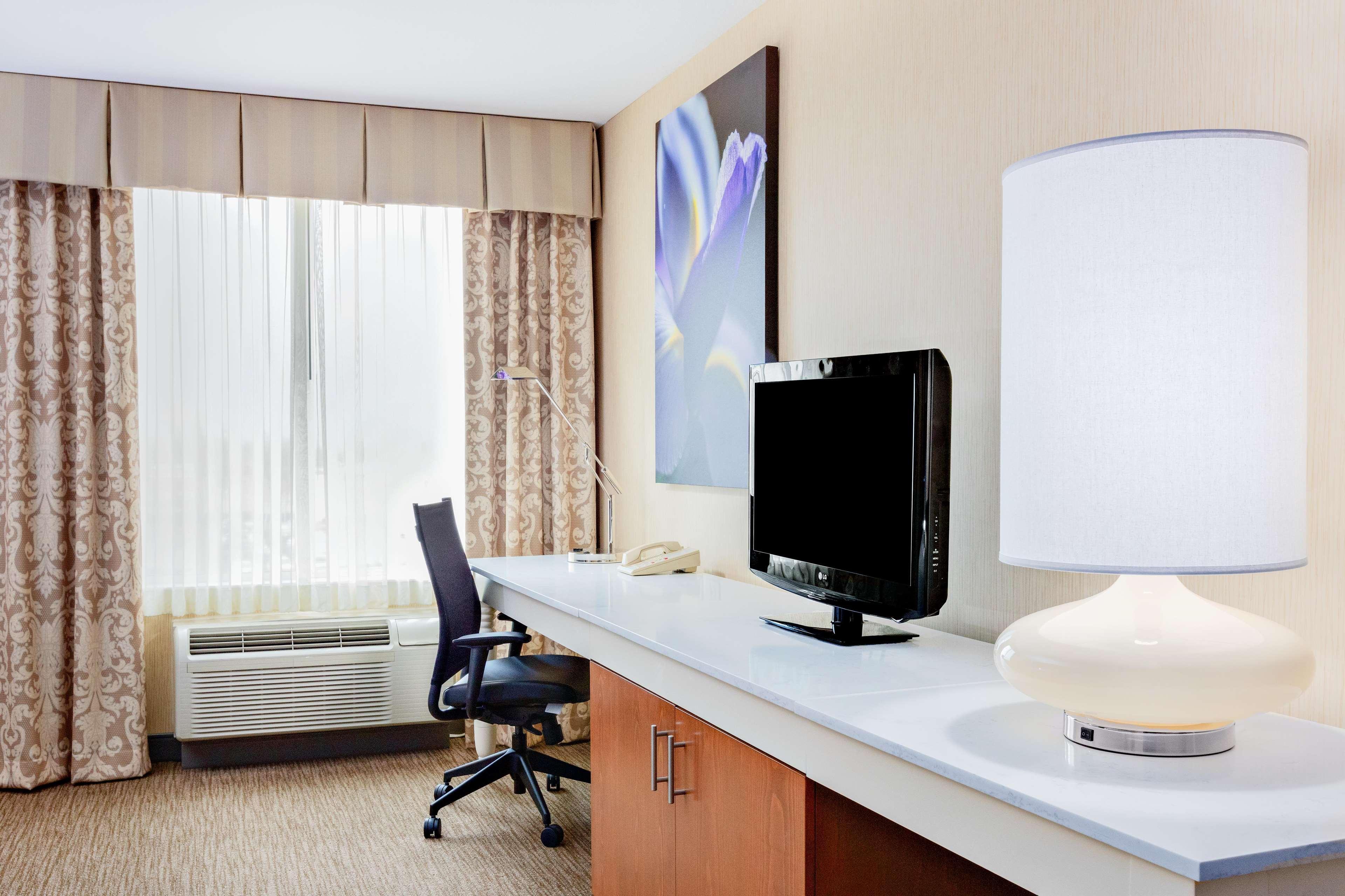 Hilton Garden Inn Folsom Zewnętrze zdjęcie