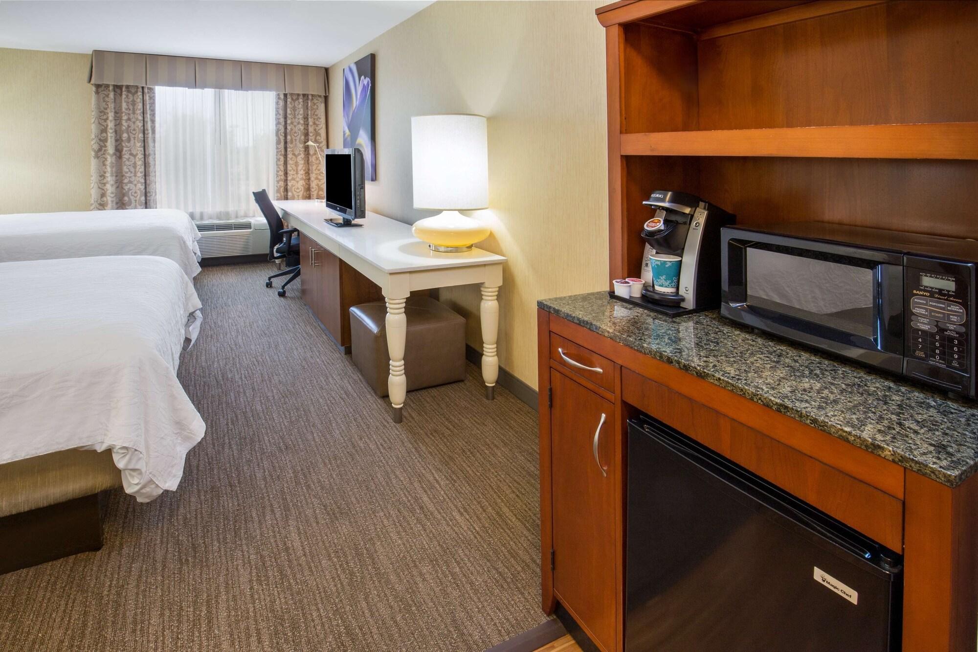 Hilton Garden Inn Folsom Zewnętrze zdjęcie