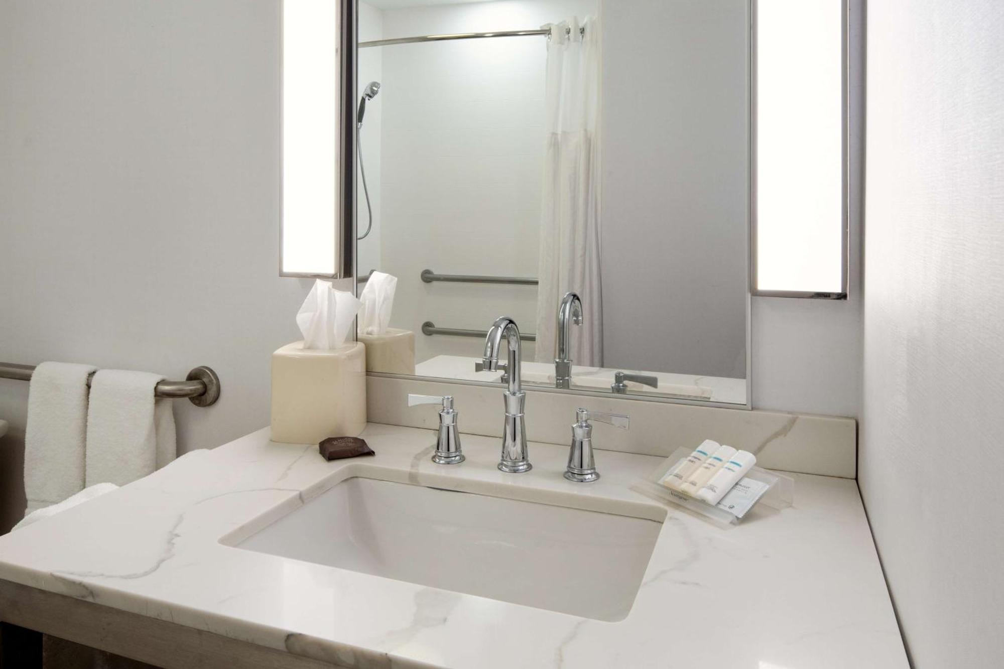 Hilton Garden Inn Folsom Zewnętrze zdjęcie