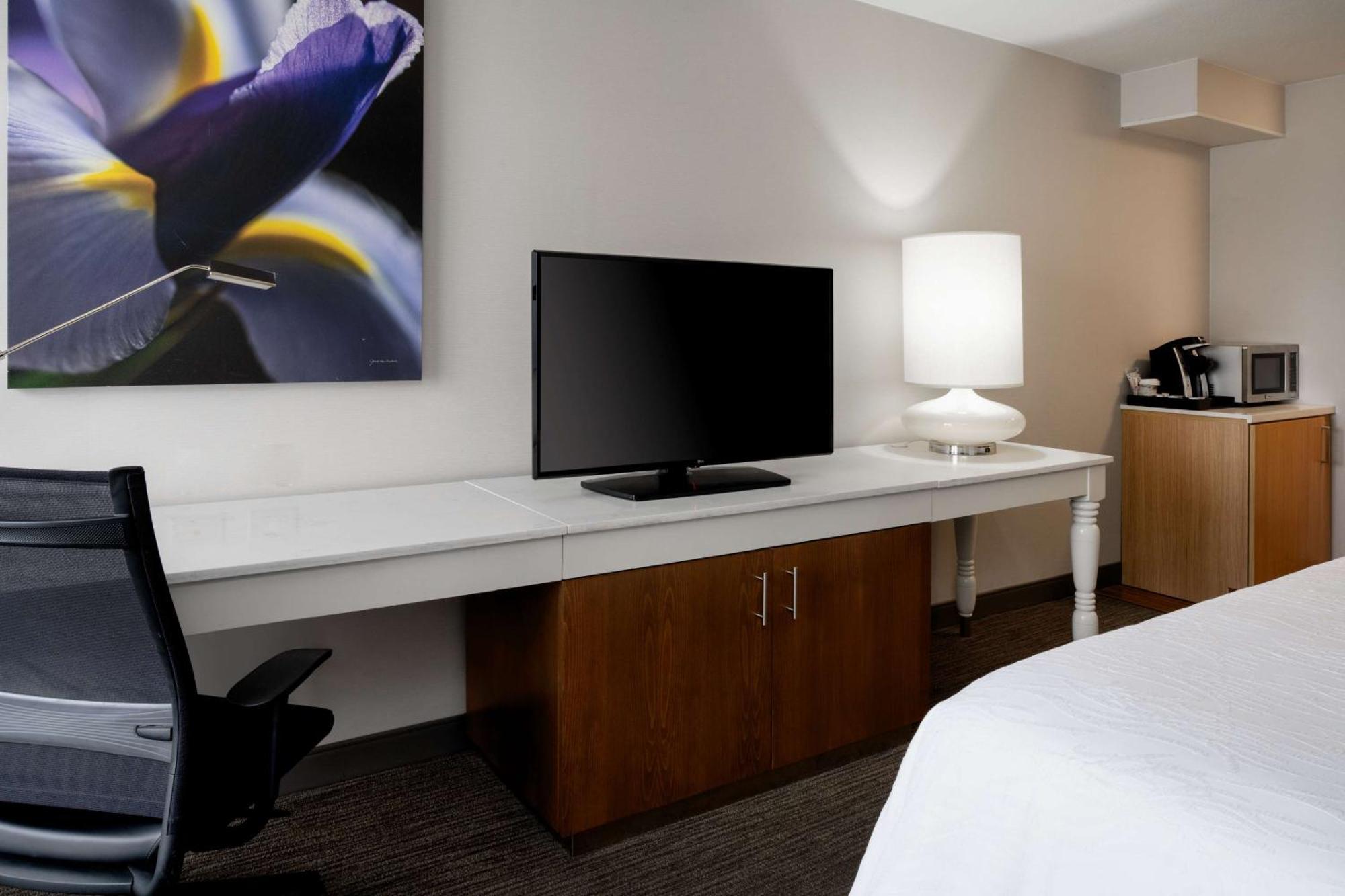 Hilton Garden Inn Folsom Zewnętrze zdjęcie
